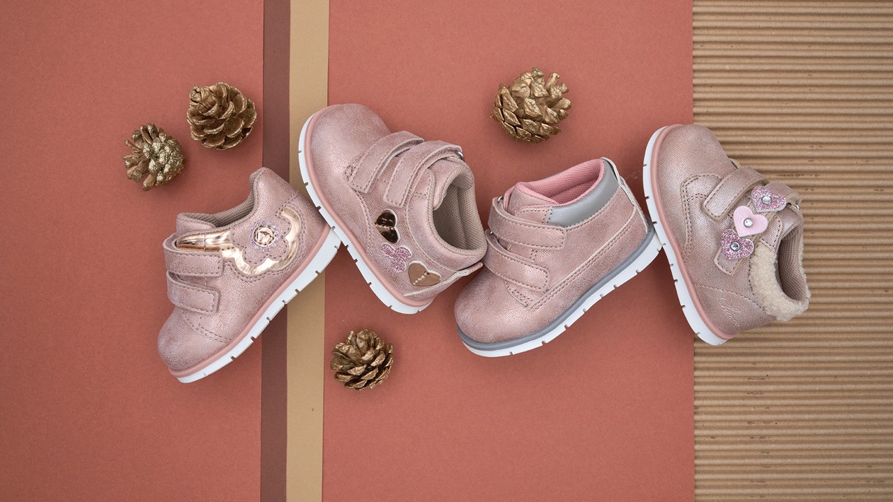 Zappos -Zappos 6 253 2 chicco fenix pink